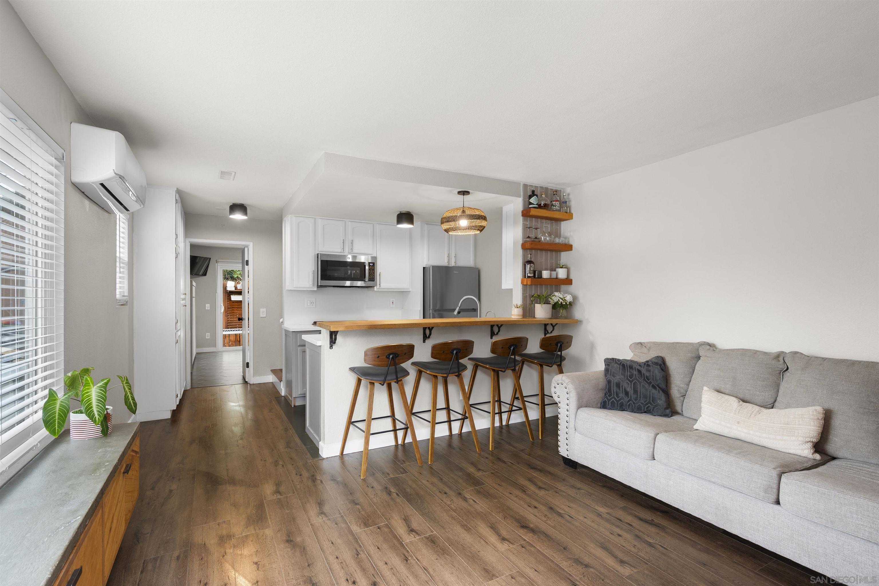 3338 Herman Ave 5