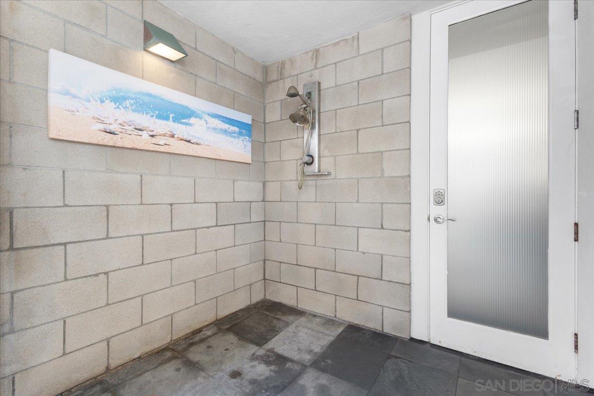 710 Verona Ct