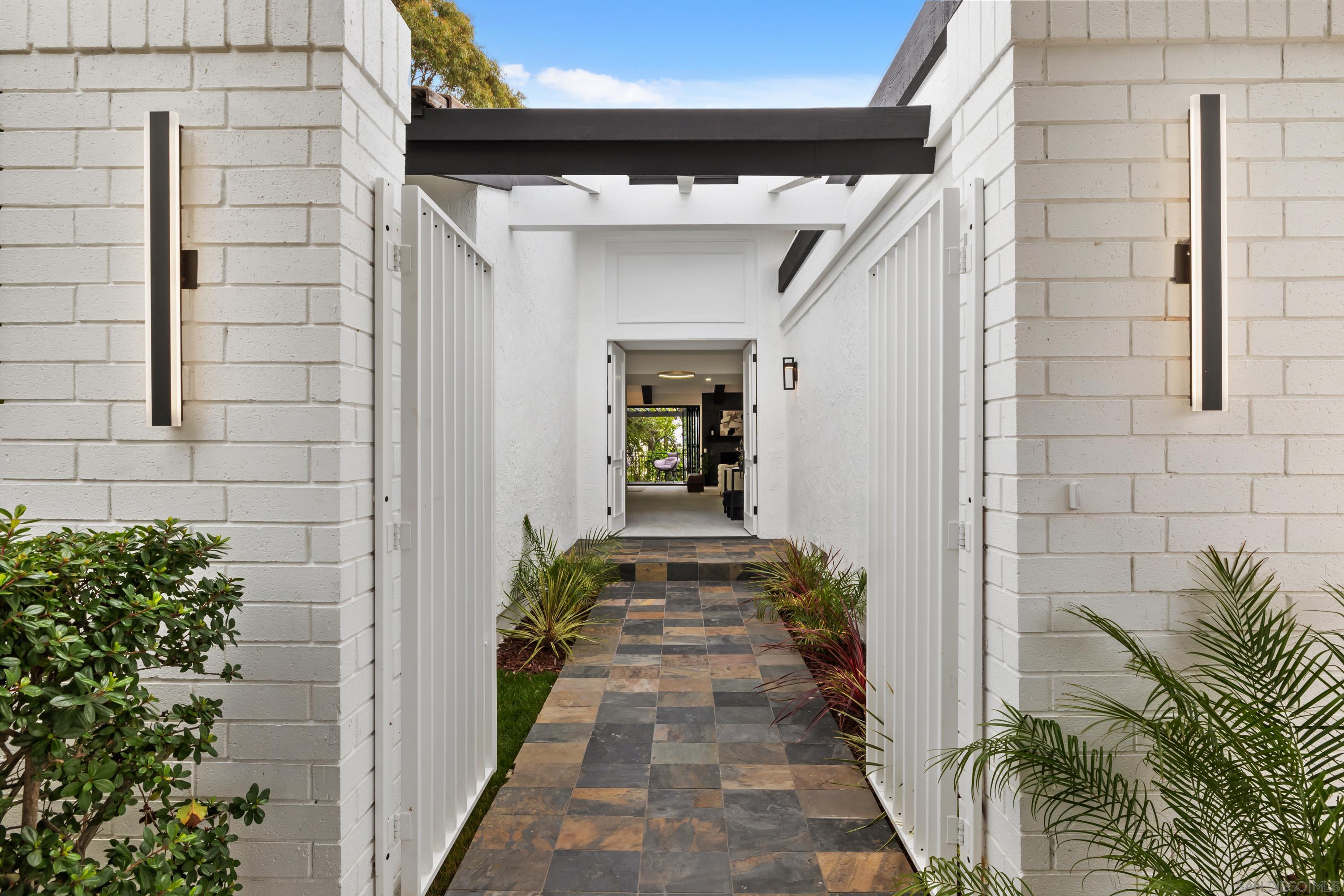 6555 Caminito Northland