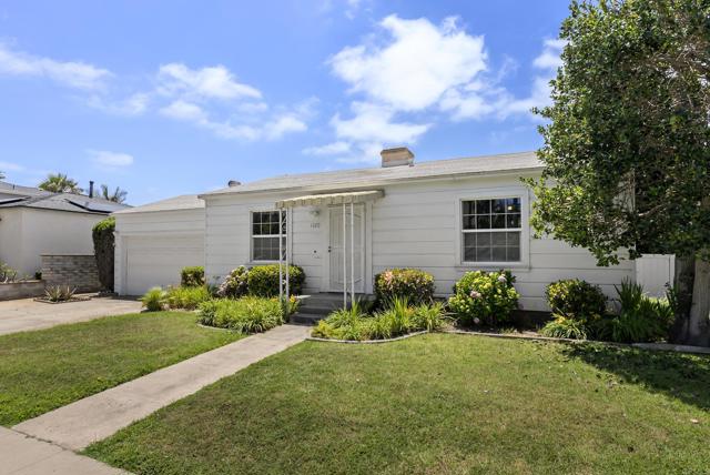 1120 Devonshire Drive