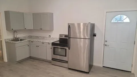 350 W Washington Avenue, El Cajon, CA 92020 - #: PTP2500188