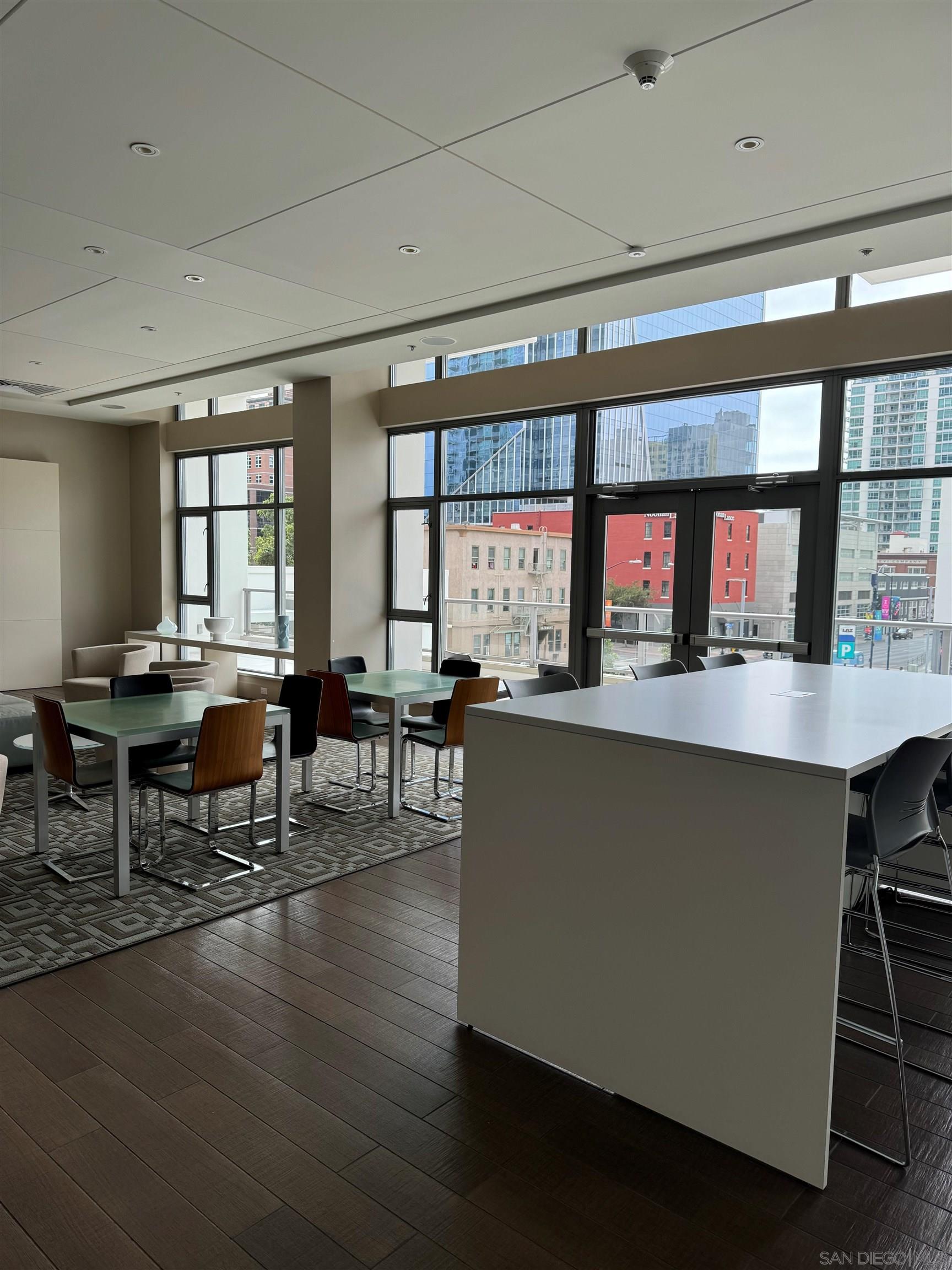 575 6Th Ave 214