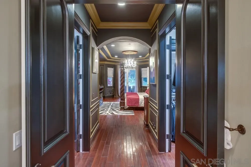 Poway, California 92064, United States, 5 Bedrooms Bedrooms, ,6 BathroomsBathrooms,Residential,Active,95044