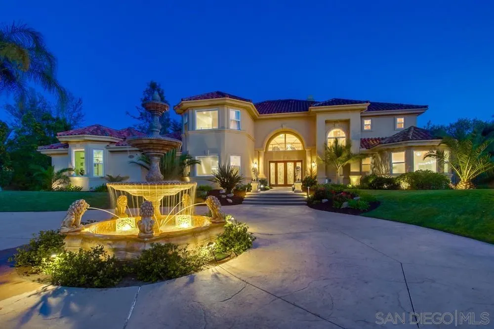 Poway, California 92064, United States, 5 Bedrooms Bedrooms, ,6 BathroomsBathrooms,Residential,Active,95044