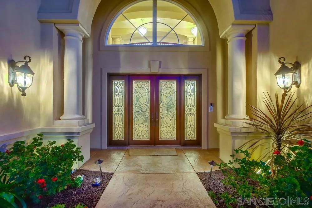 Poway, California 92064, United States, 5 Bedrooms Bedrooms, ,6 BathroomsBathrooms,Residential,Active,95044