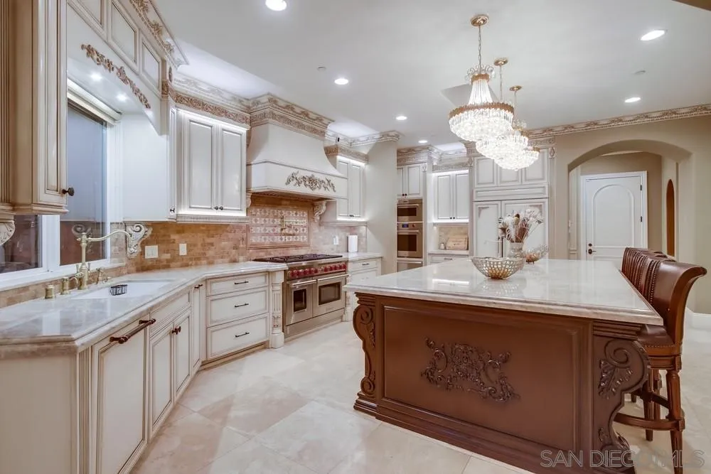 Poway, California 92064, United States, 5 Bedrooms Bedrooms, ,6 BathroomsBathrooms,Residential,Active,95044