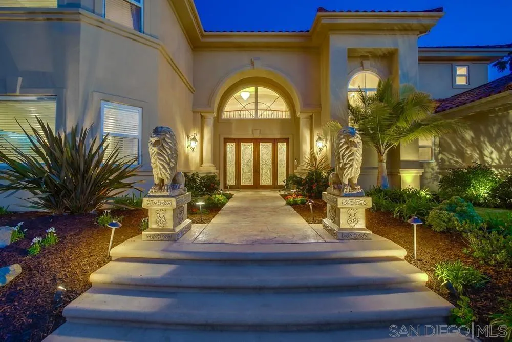 Poway, California 92064, United States, 5 Bedrooms Bedrooms, ,6 BathroomsBathrooms,Residential,Active,95044