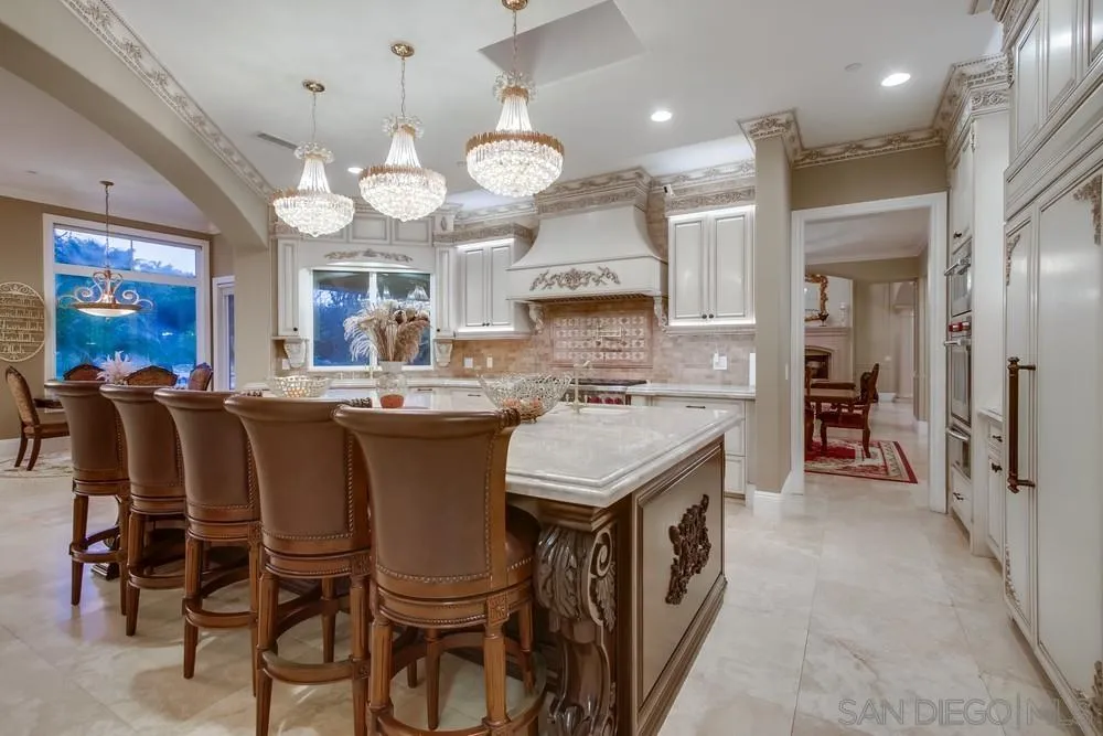 Poway, California 92064, United States, 5 Bedrooms Bedrooms, ,6 BathroomsBathrooms,Residential,Active,95044