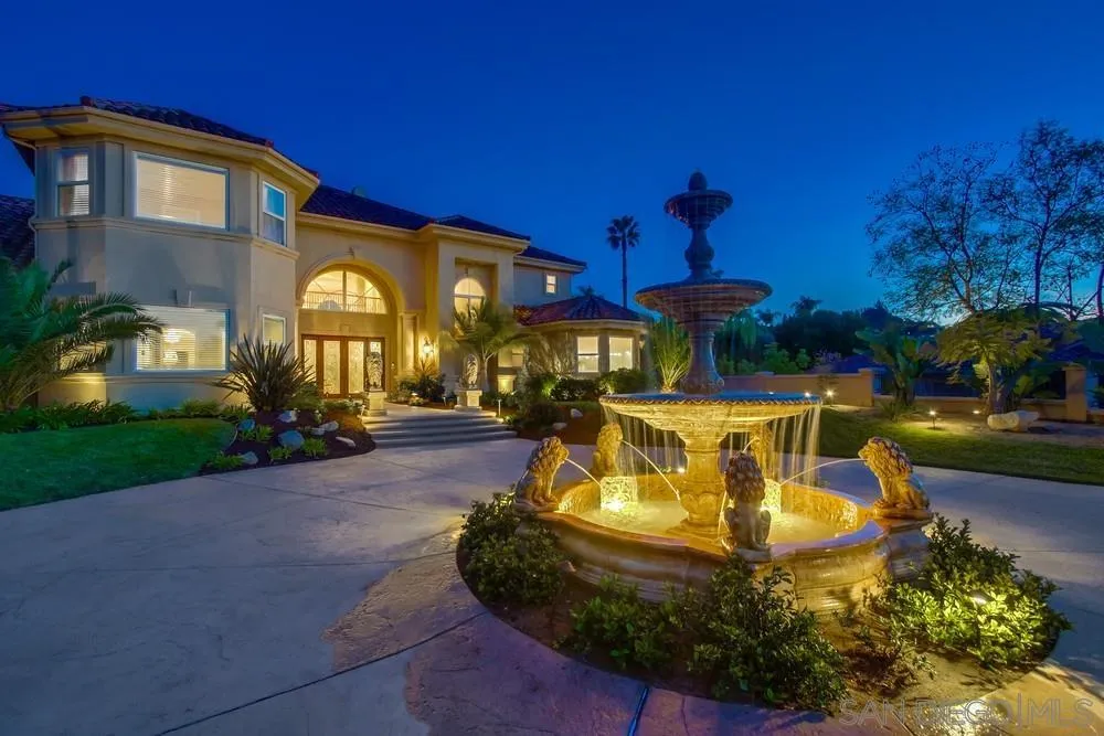 Poway, California 92064, United States, 5 Bedrooms Bedrooms, ,6 BathroomsBathrooms,Residential,Active,95044