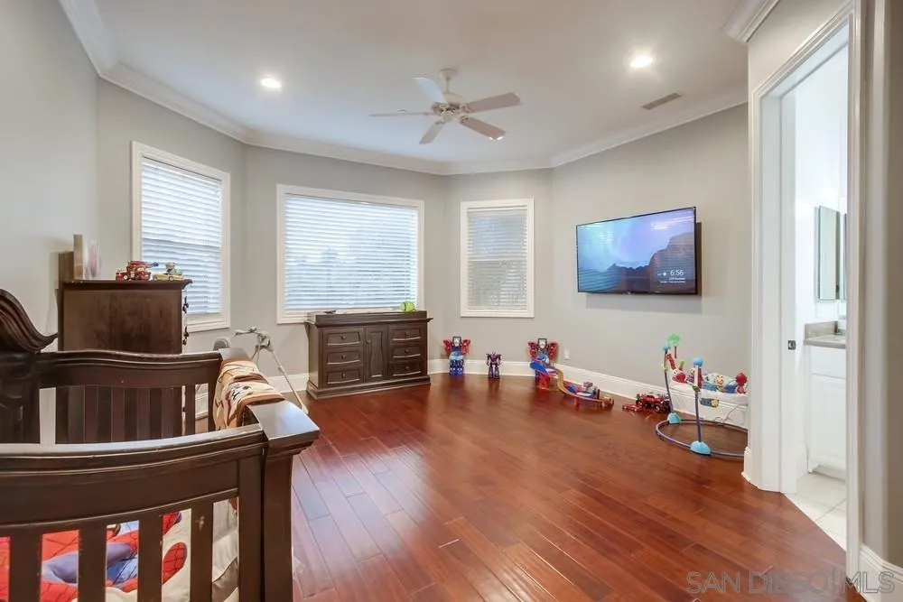 Poway, California 92064, United States, 5 Bedrooms Bedrooms, ,6 BathroomsBathrooms,Residential,Active,95044