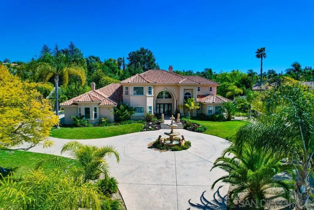 Poway, California 92064, United States, 5 Bedrooms Bedrooms, ,6 BathroomsBathrooms,Residential,Active,95044