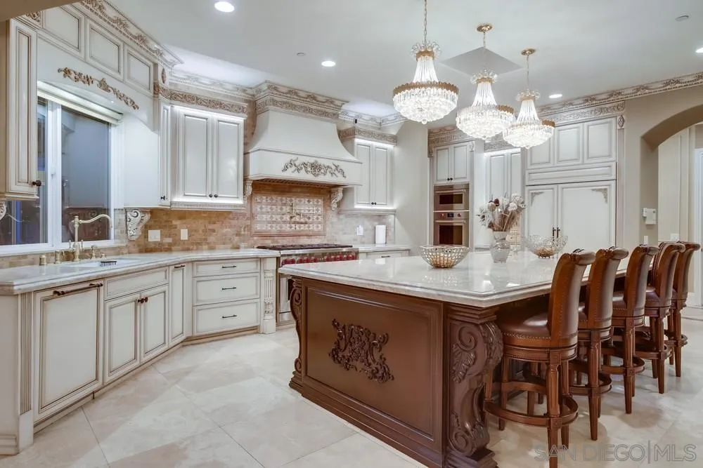 Poway, California 92064, United States, 5 Bedrooms Bedrooms, ,6 BathroomsBathrooms,Residential,Active,95044