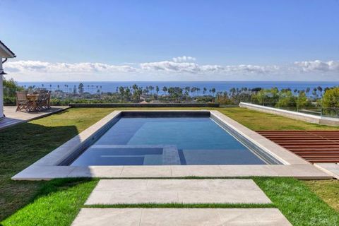 6260 Waverly Avenue La Jolla CA 92037