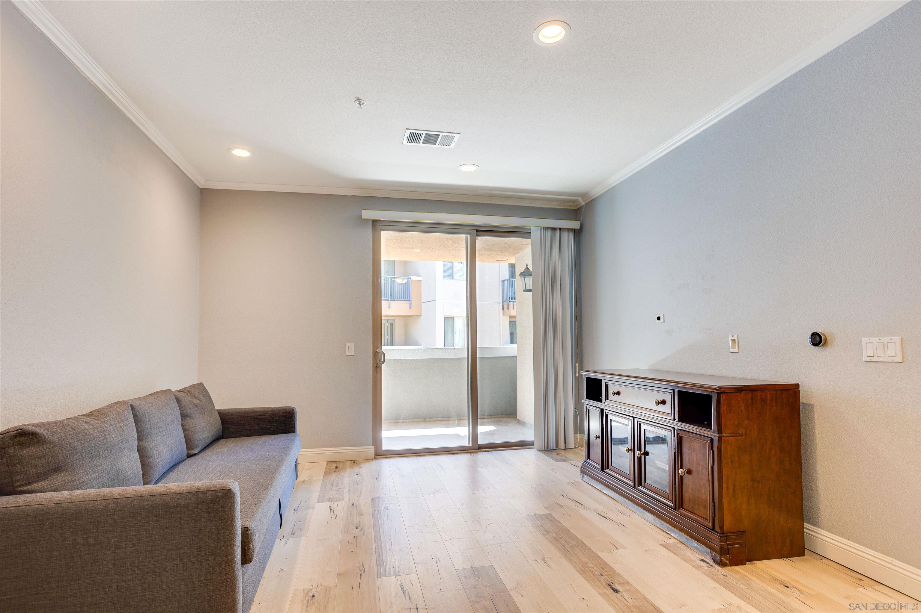 3877 Pell Place 223