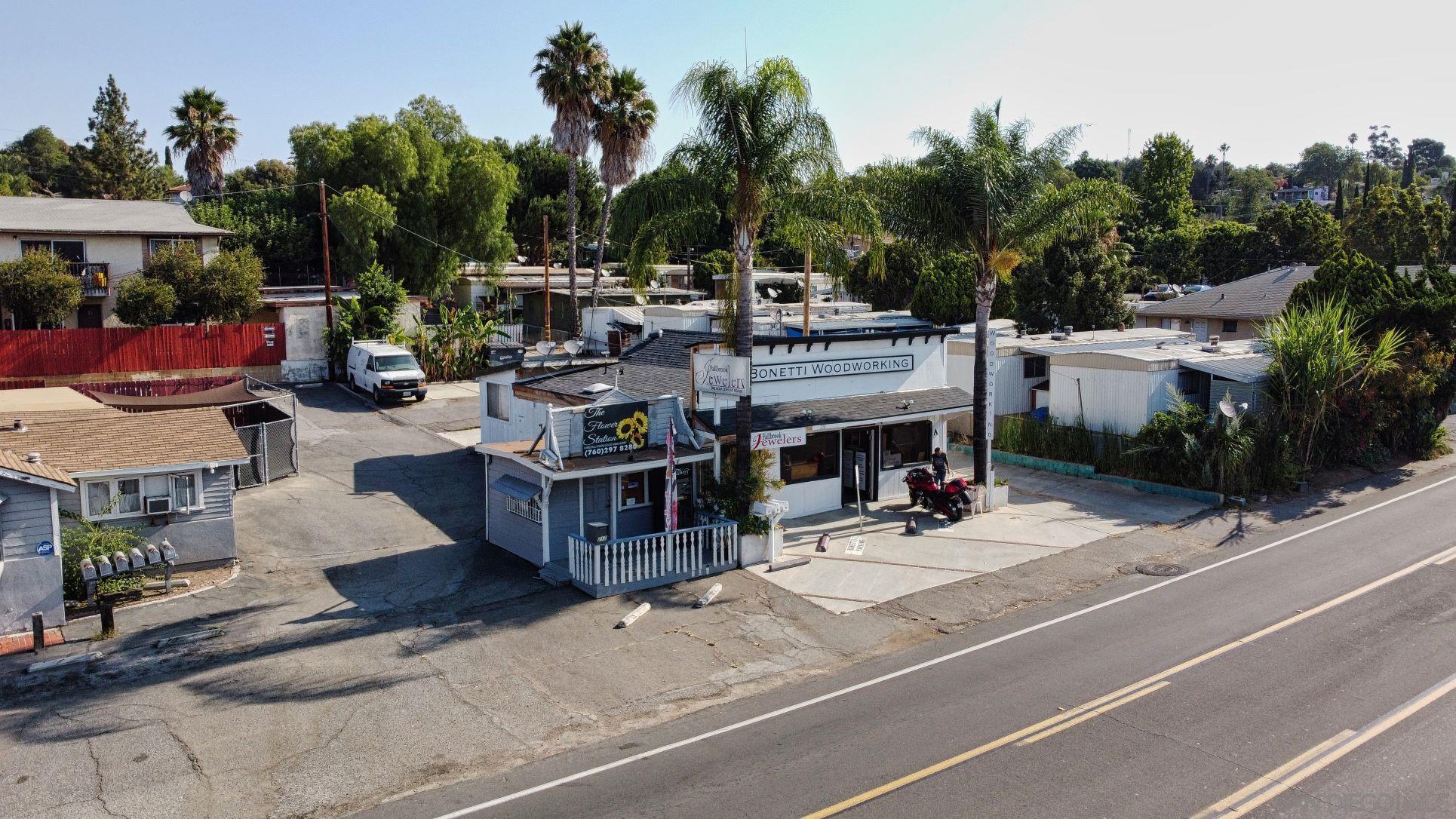 216 E Mission Rd