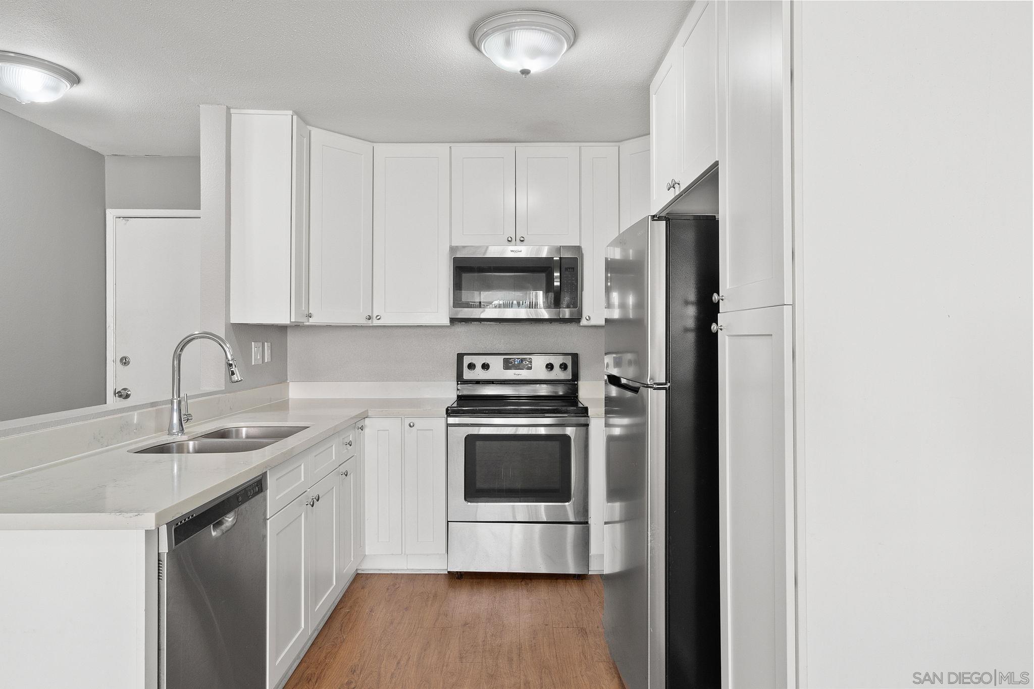 3431 Capalina Rd 20