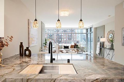 800 The Mark Lane 709 San Diego CA 92101