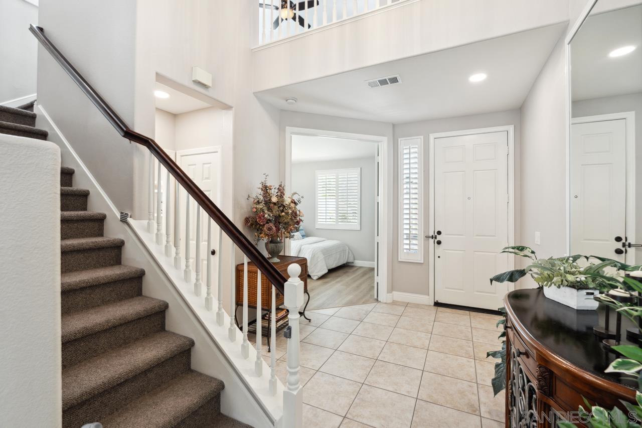 11353 Creekstone Ln
