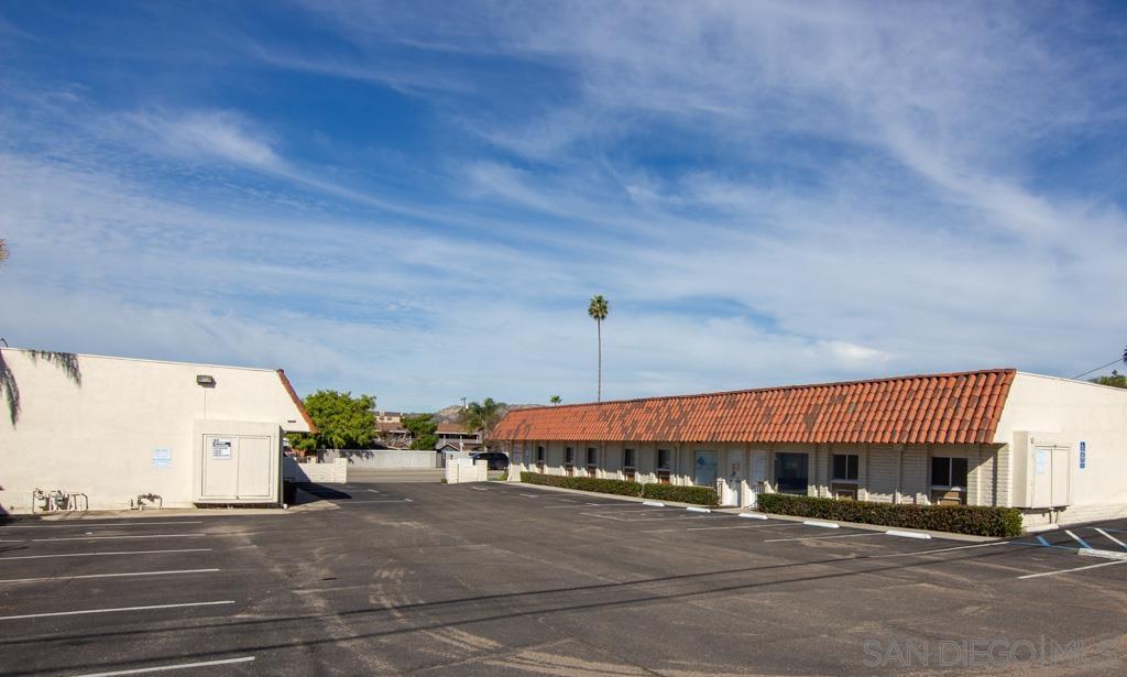 1027 & 1035 E Grand Ave