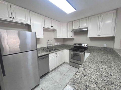 3030  Suncrest Dr  121 San Diego CA 92116