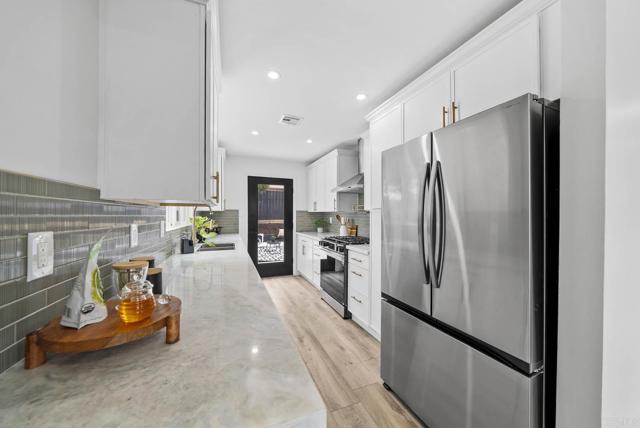 5243 Tara Place