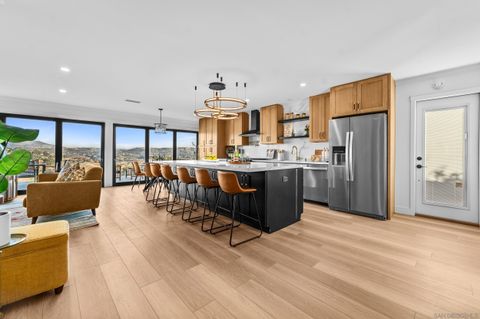 4505  La Cuenta Dr San Diego CA 92124