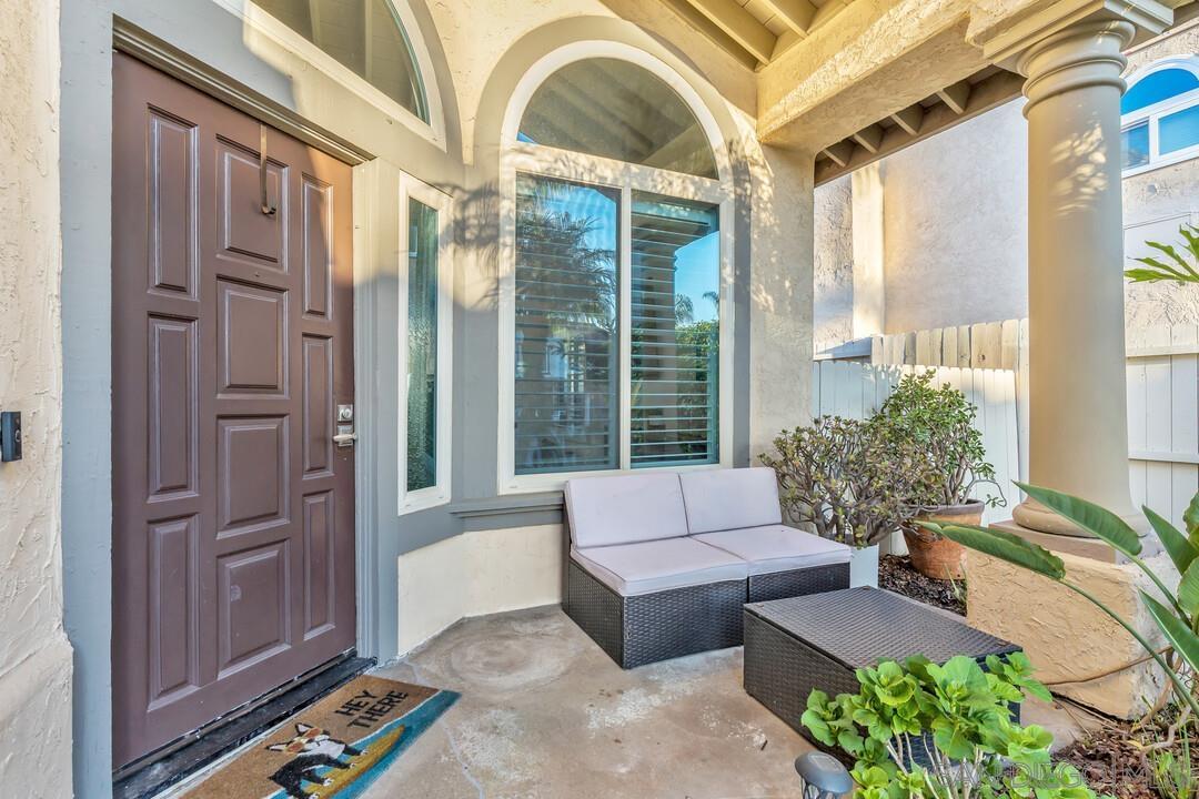 1956 Casablanca Ct
