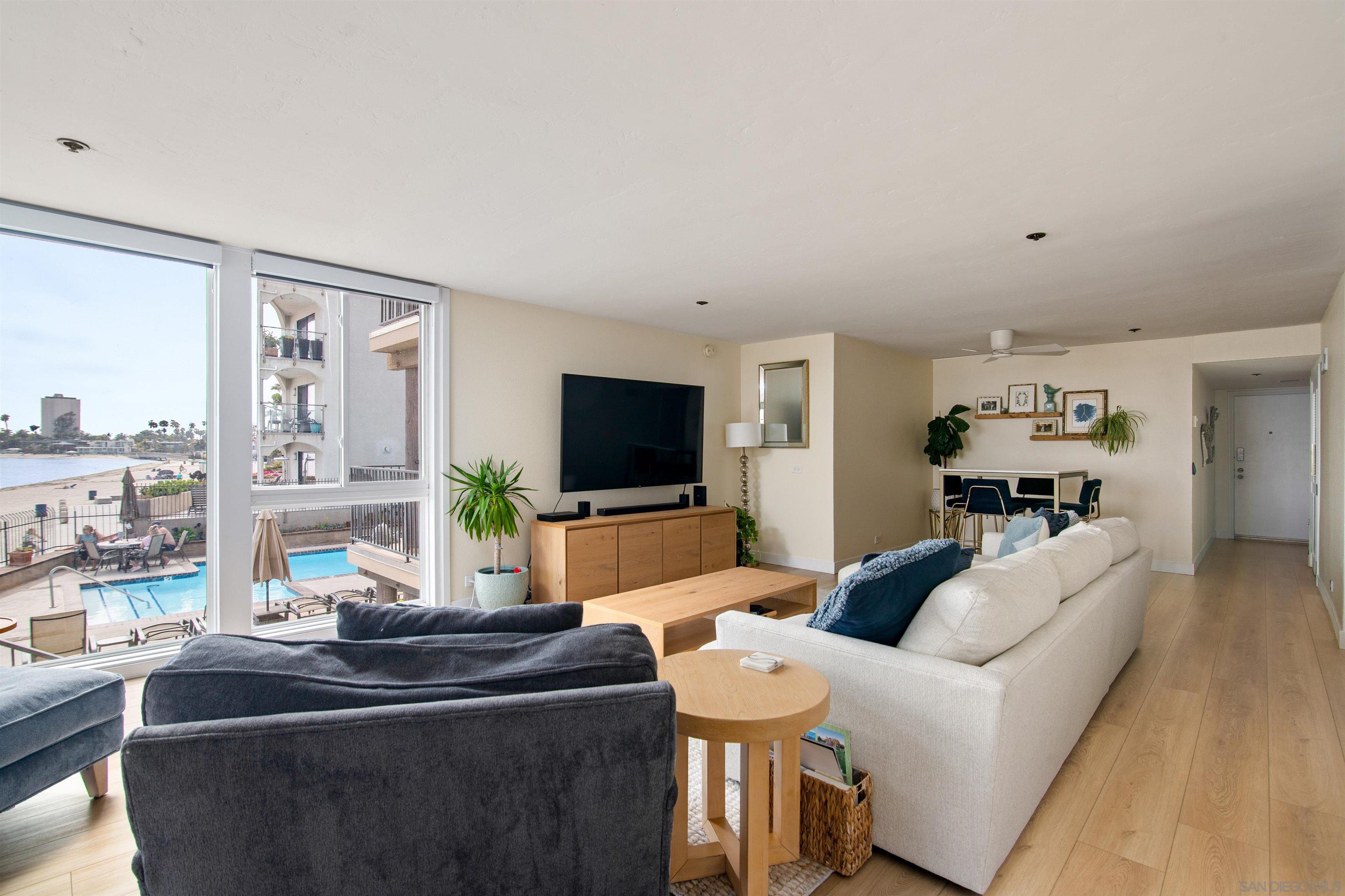 1221 Parker Pl 1