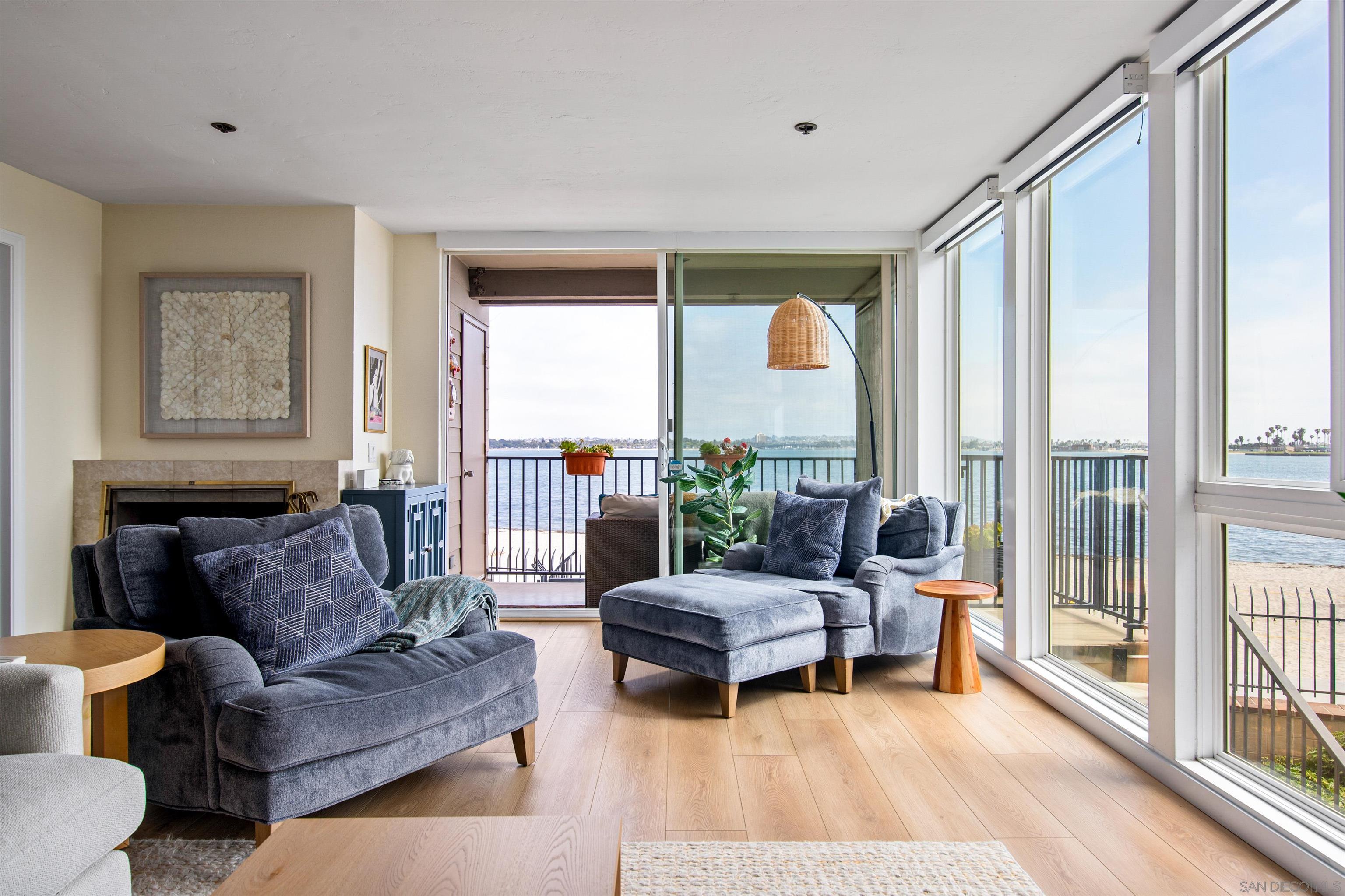 1221 Parker Pl 1