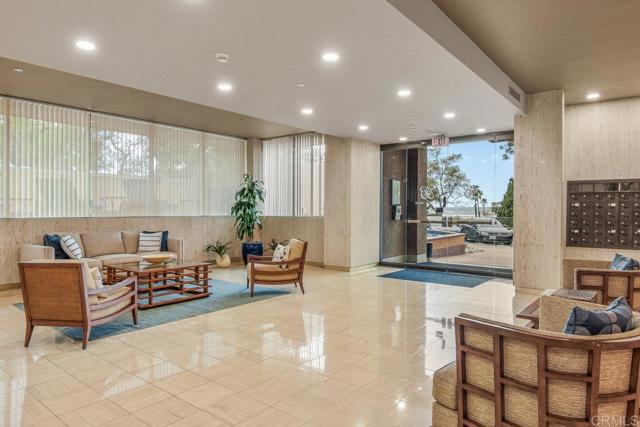 230 W Laurel Street