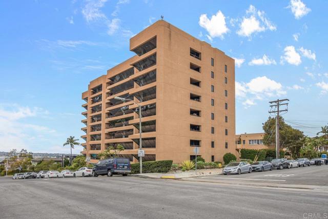 230 W Laurel Street