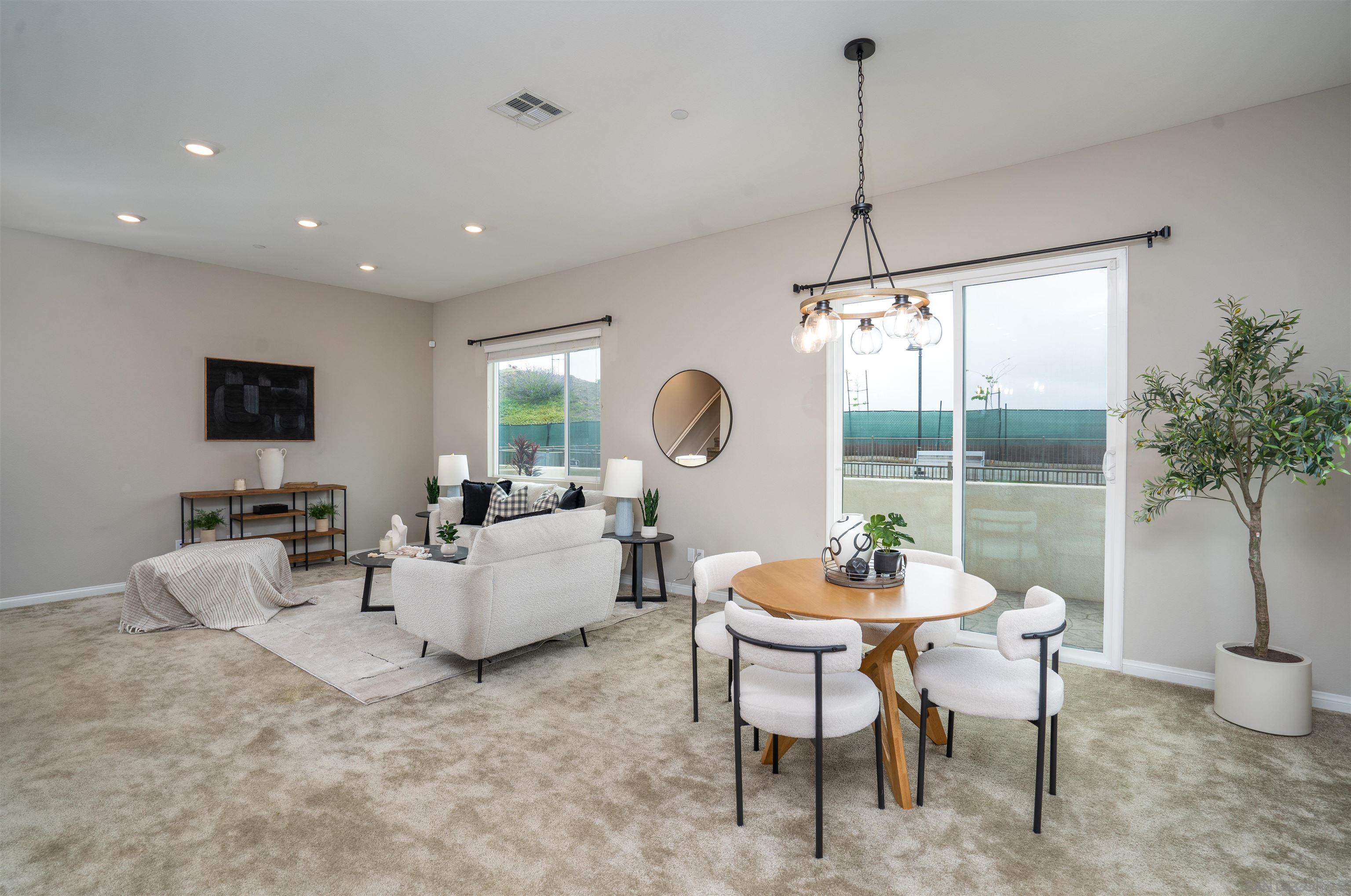 2078 Bluestone Cir