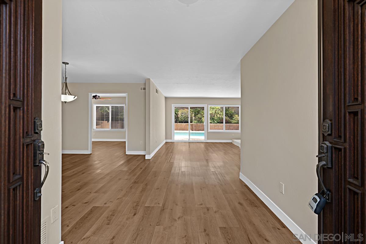 18172 Sencillo Dr