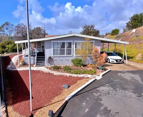 275 S Worthington Unit 107, Spring Valley, CA 91977 - #: PTP2501227