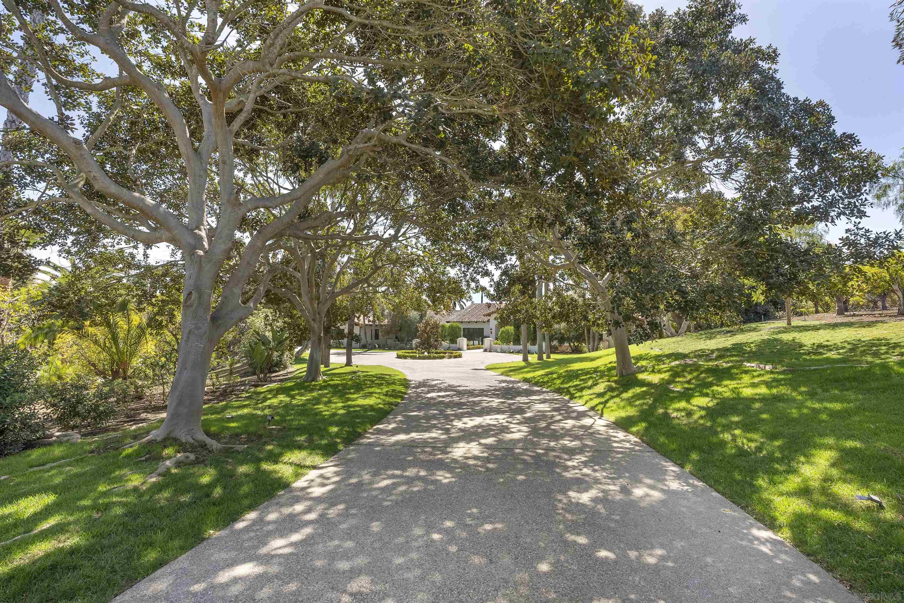 18299 Lago Vista