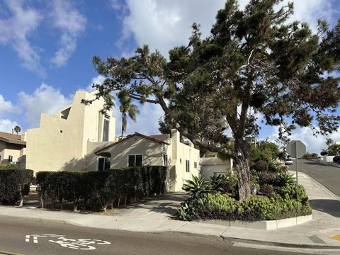 3304  Canon Street San Diego CA 92106