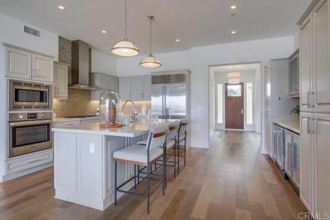 2333 Ocean St Carlsbad CA 92008