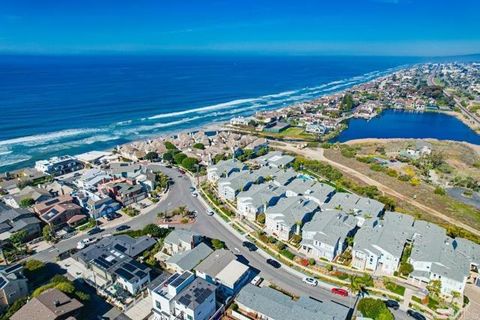 2333 Ocean St Carlsbad CA 92008