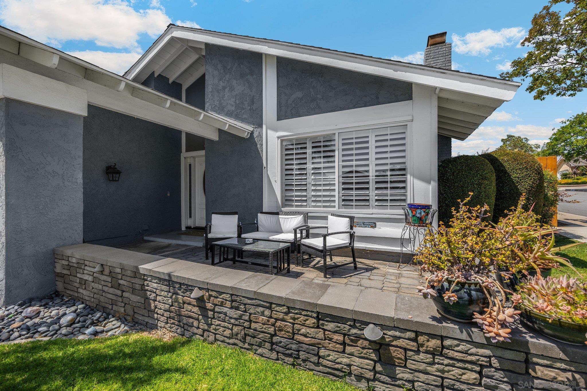 19741 Fernwood Plaza