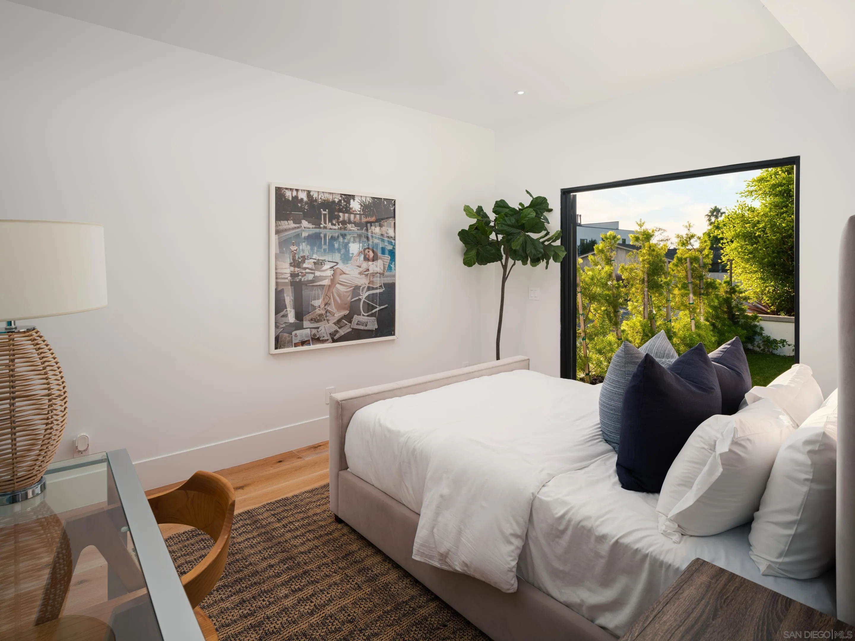 La Jolla, California 92037, United States, 6 Bedrooms Bedrooms, ,7 BathroomsBathrooms,Residential,Pending,36636