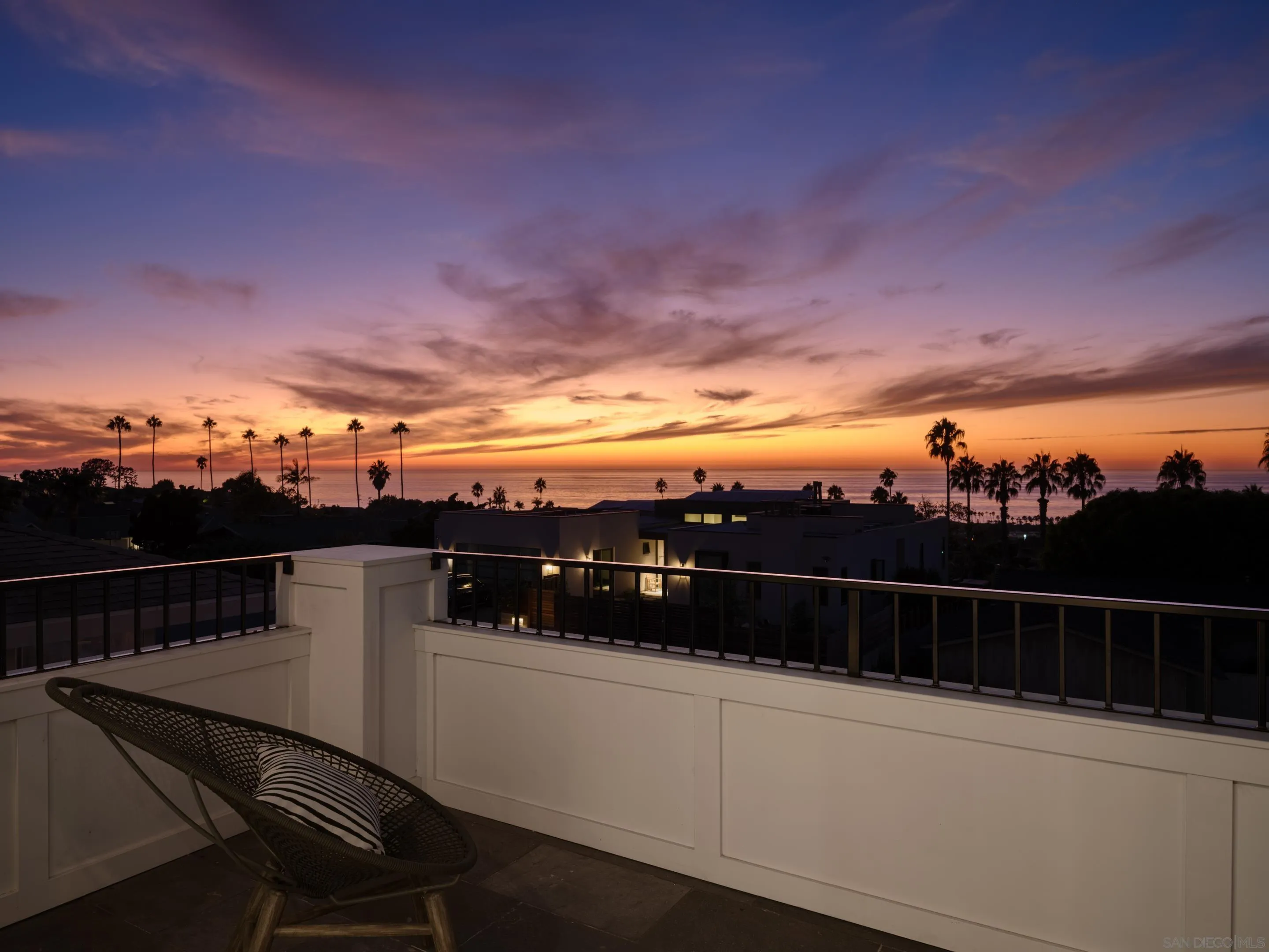 La Jolla, California 92037, United States, 6 Bedrooms Bedrooms, ,7 BathroomsBathrooms,Residential,Pending,36636