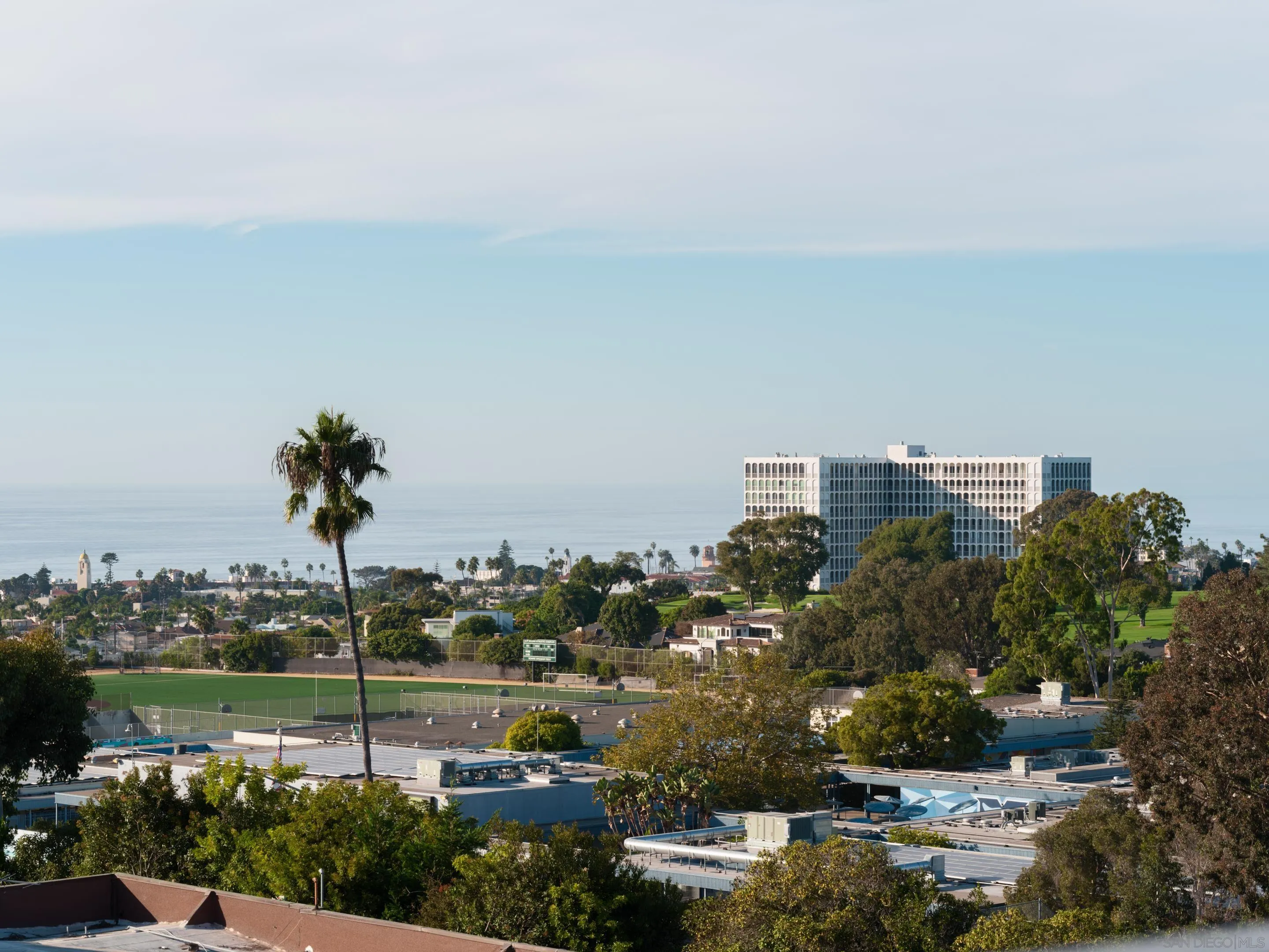 La Jolla, California 92037, United States, 6 Bedrooms Bedrooms, ,7 BathroomsBathrooms,Residential,Pending,36636