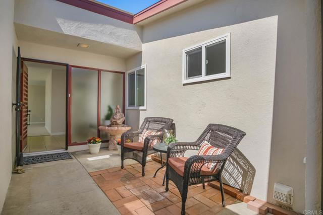 3808 Vista Campana South