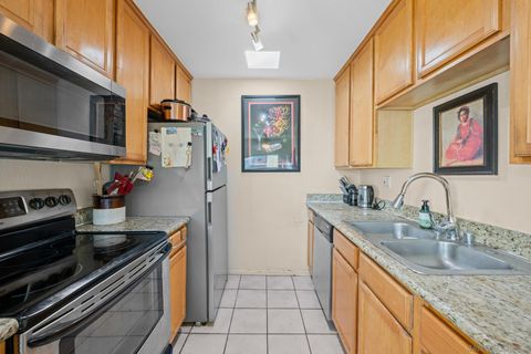 6401  Mount Ada Rd  232 San Diego CA 92111