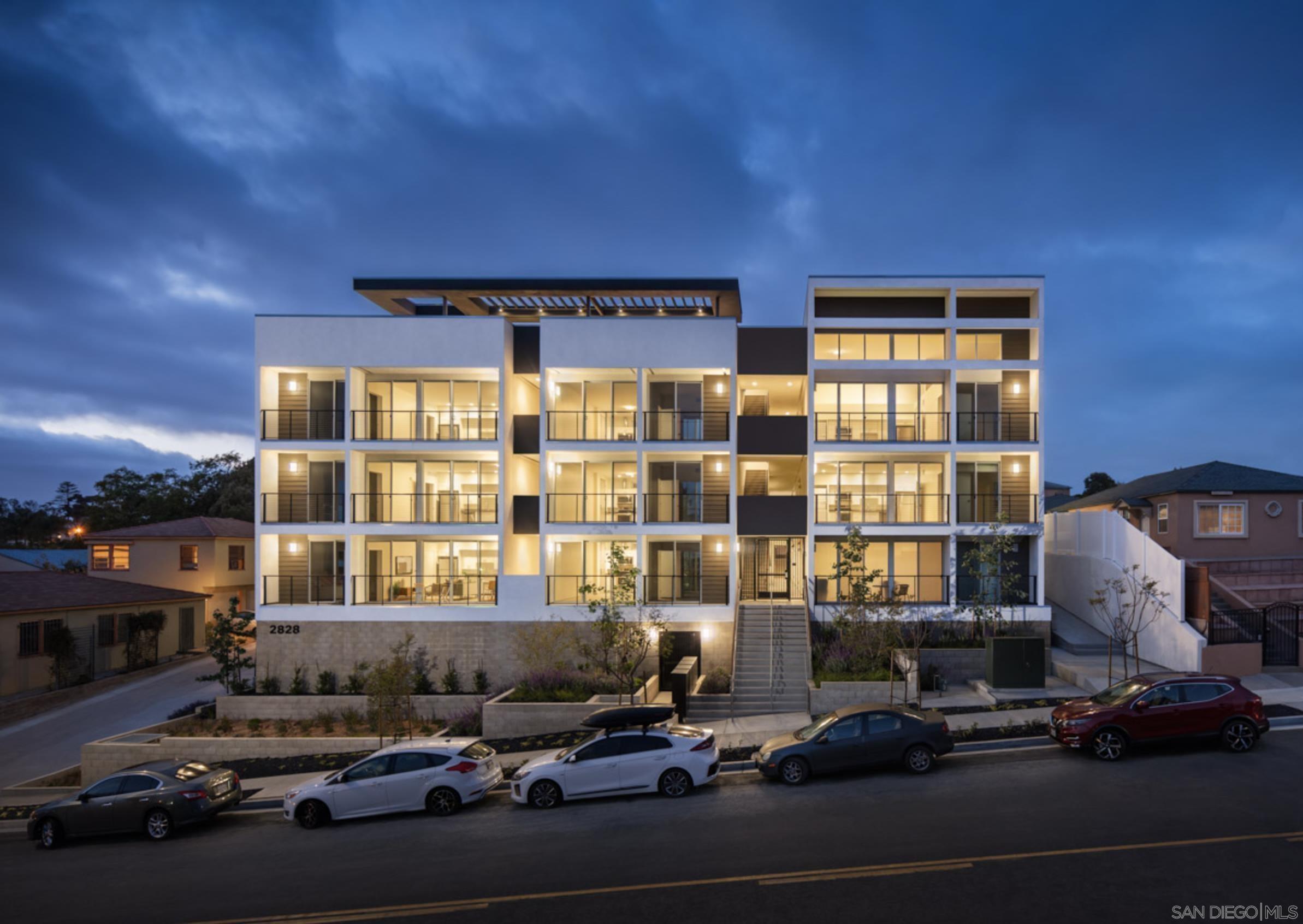 2828 Broadway