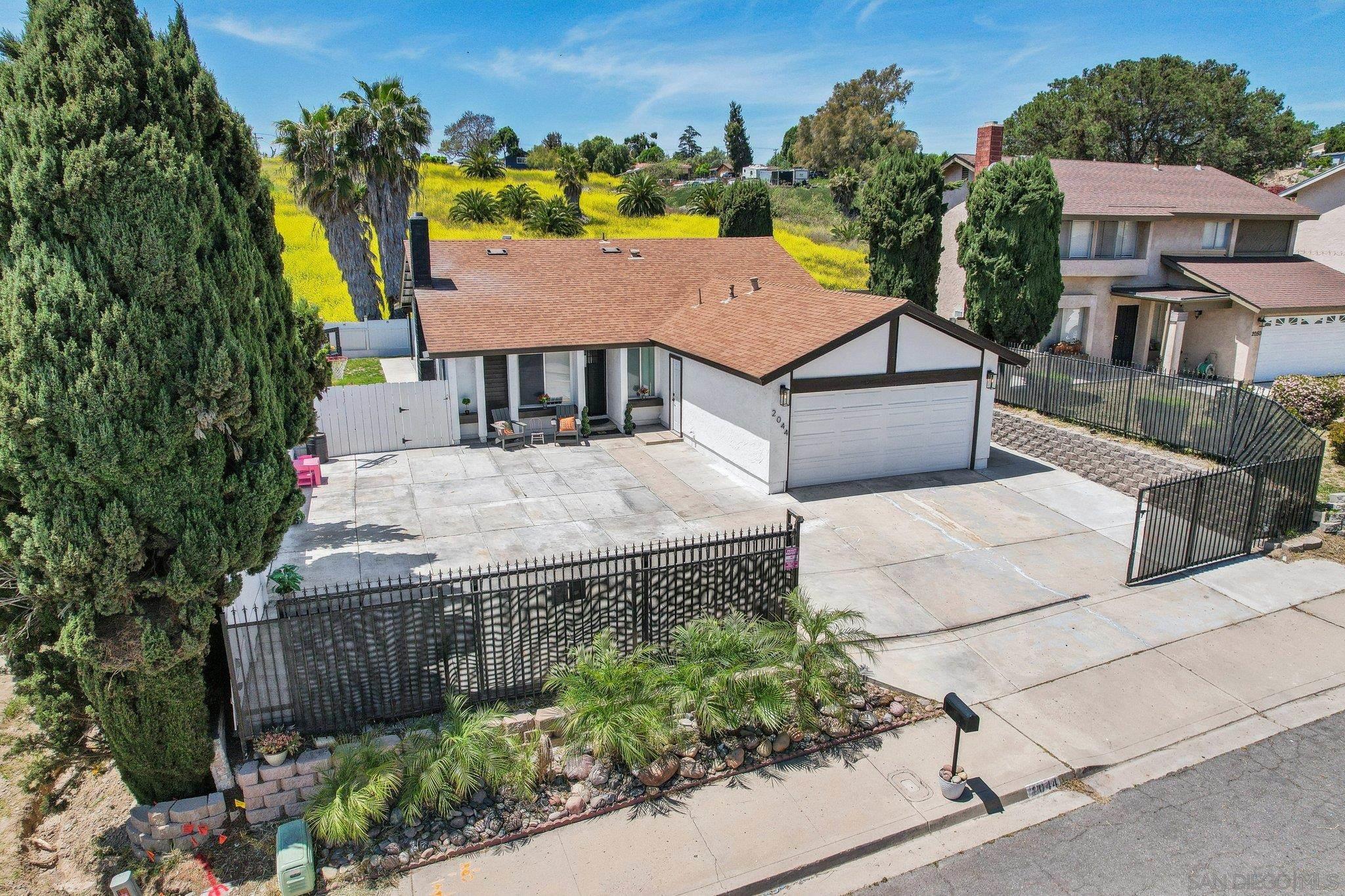 2044 Siegle Dr