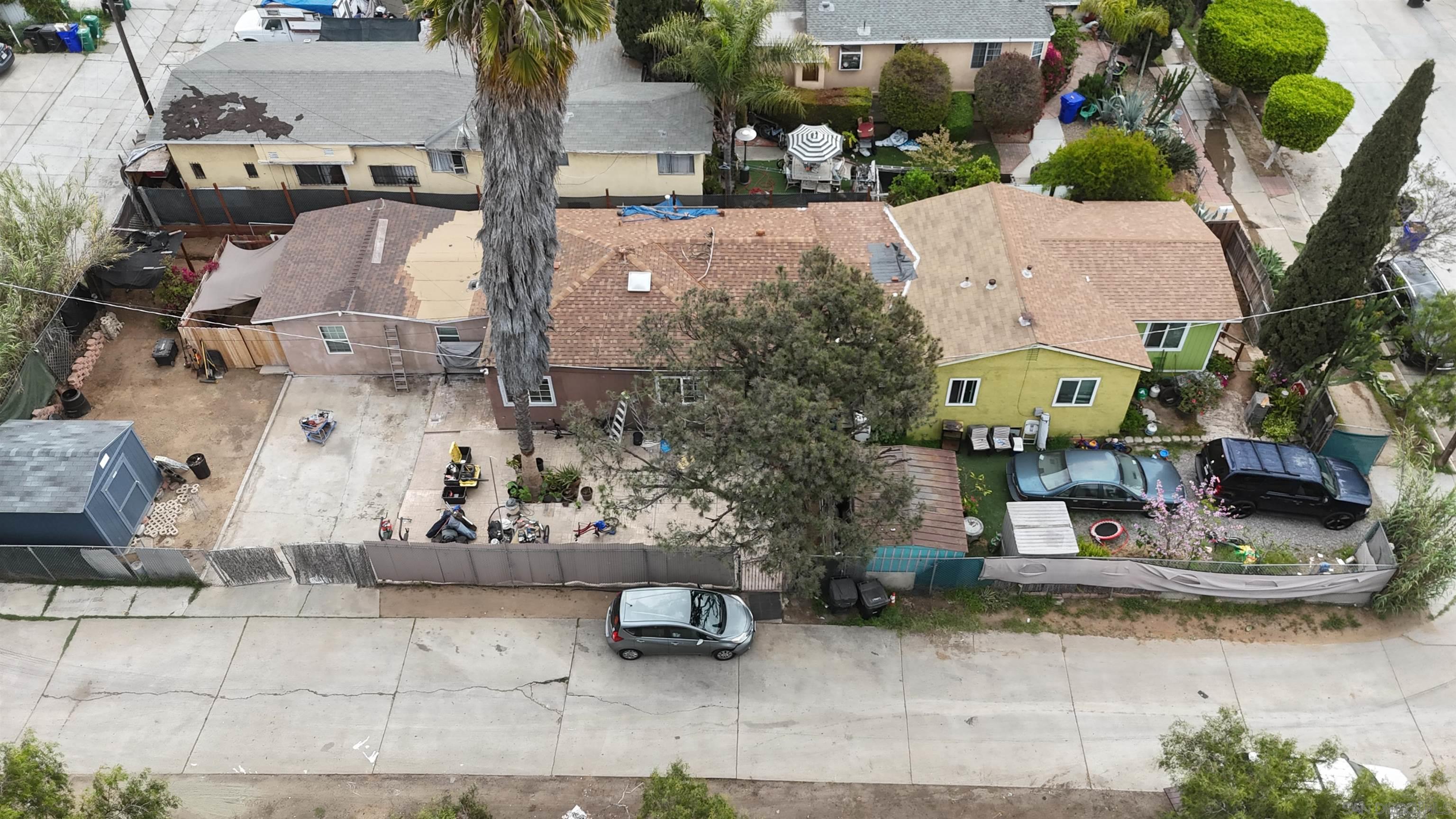 3446 Newton Ave