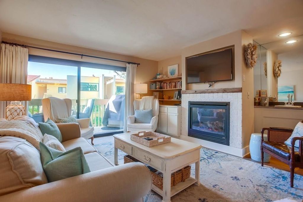 Photo of 429 S Sierra Ave #128, Solana Beach, CA 92075 (MLS # 200054351)