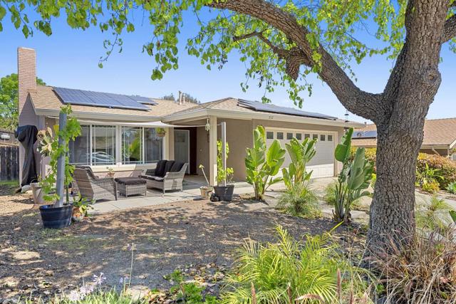 552 Monterey Cir