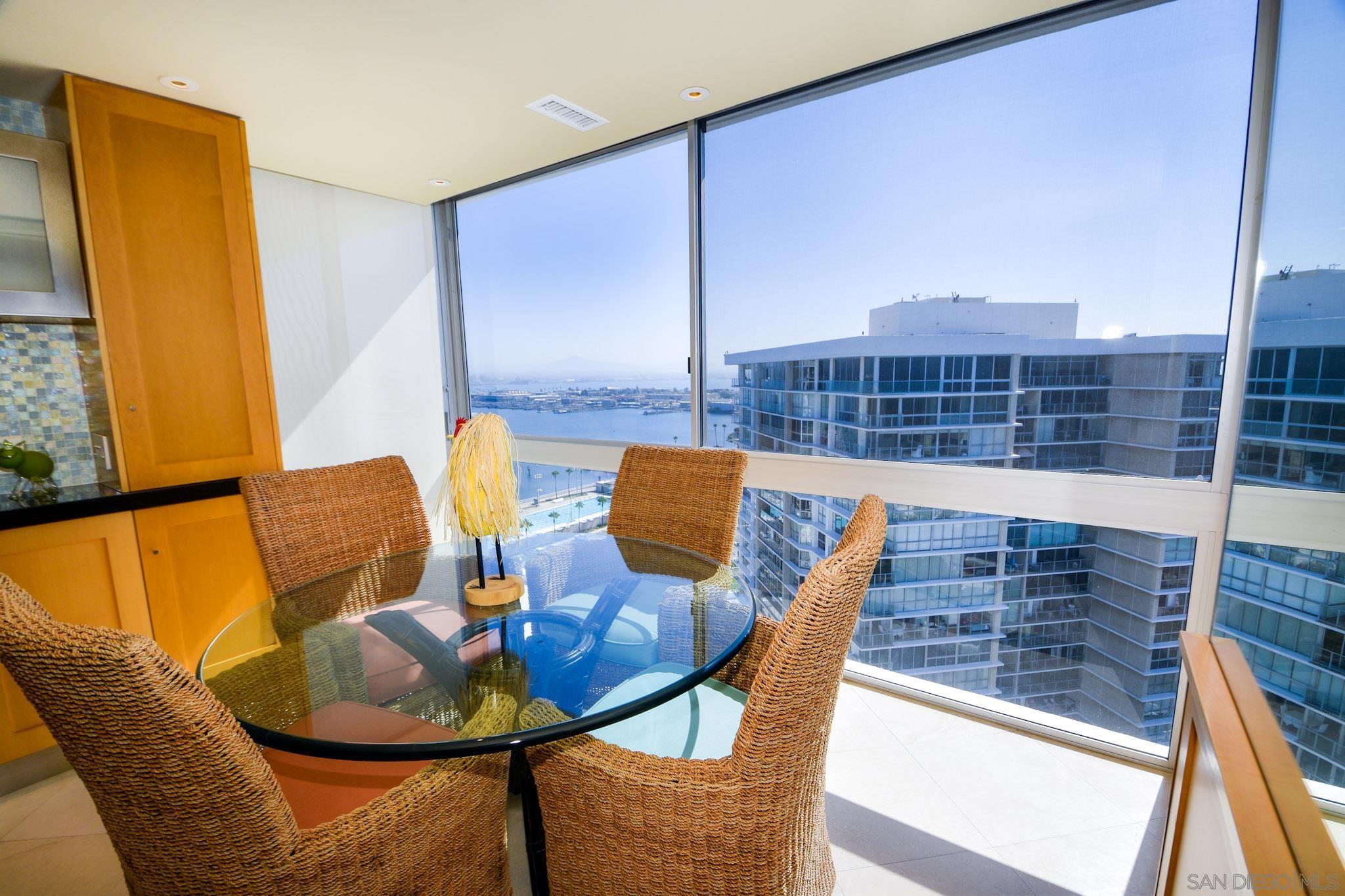 1810 Avenida Del Mundo 1609